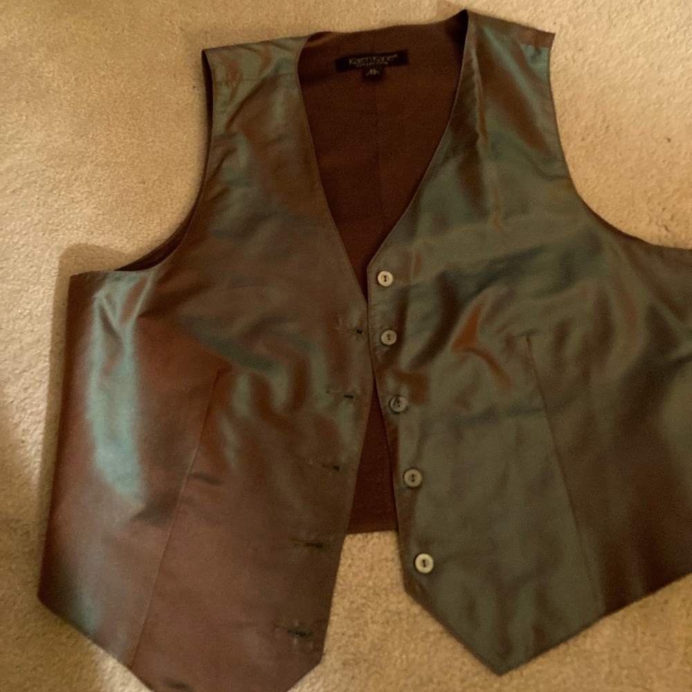 Karen Kane Vest